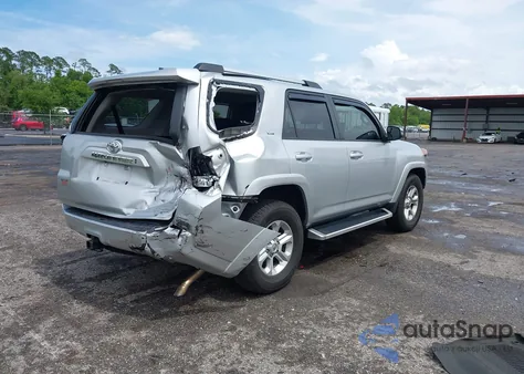 2022 Toyota 4Runner Sr5 Premium z USA, uszkodzony, nr VIN JTEFU5JR4N5273974